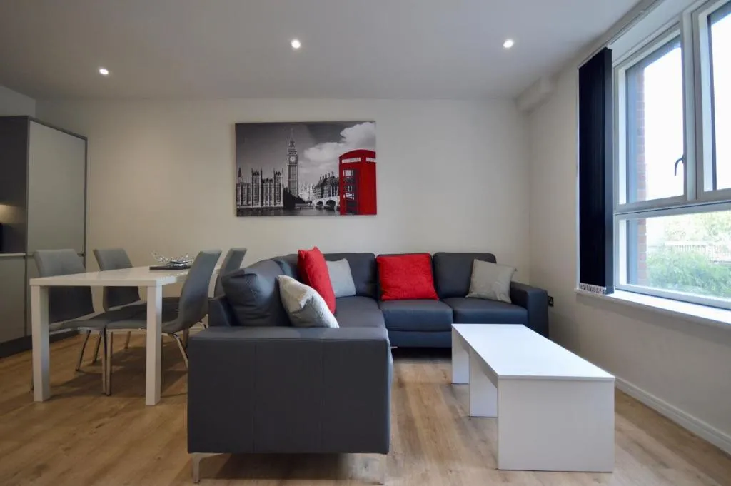 New Modern 2 Bedroom Bedminster Apartment, Bristol, United Kingdom