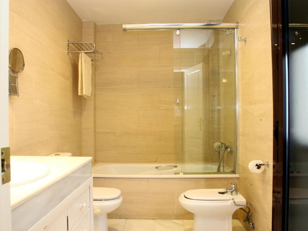 Saavedra Free Parking Cordoba Center - 3