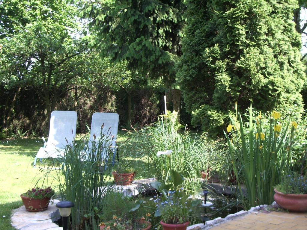 Ogród w obiekcie Apartmanház Gabriella