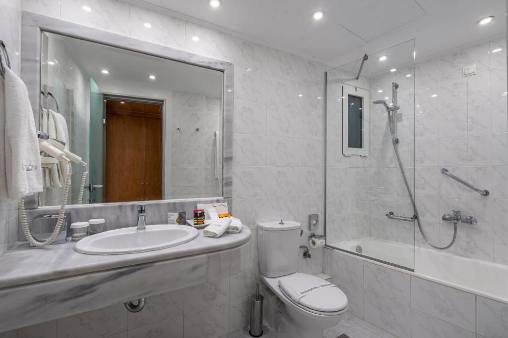 Kydon The Heart City Hotel - Suite Familiar Con Vista Cuadrada