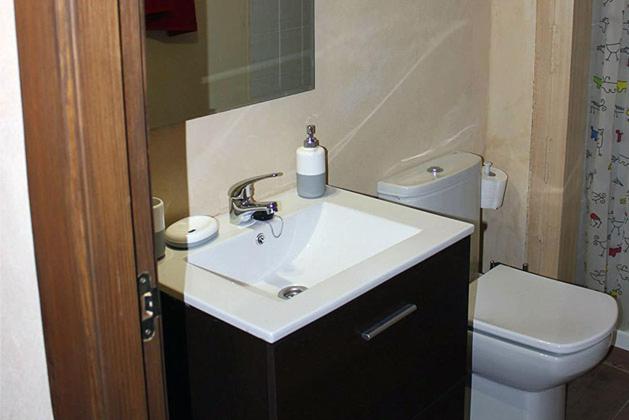 Kúpeľňa v ubytovaní Aptos La Ceja, El Trampal y El Reloj by CASA BOLDO