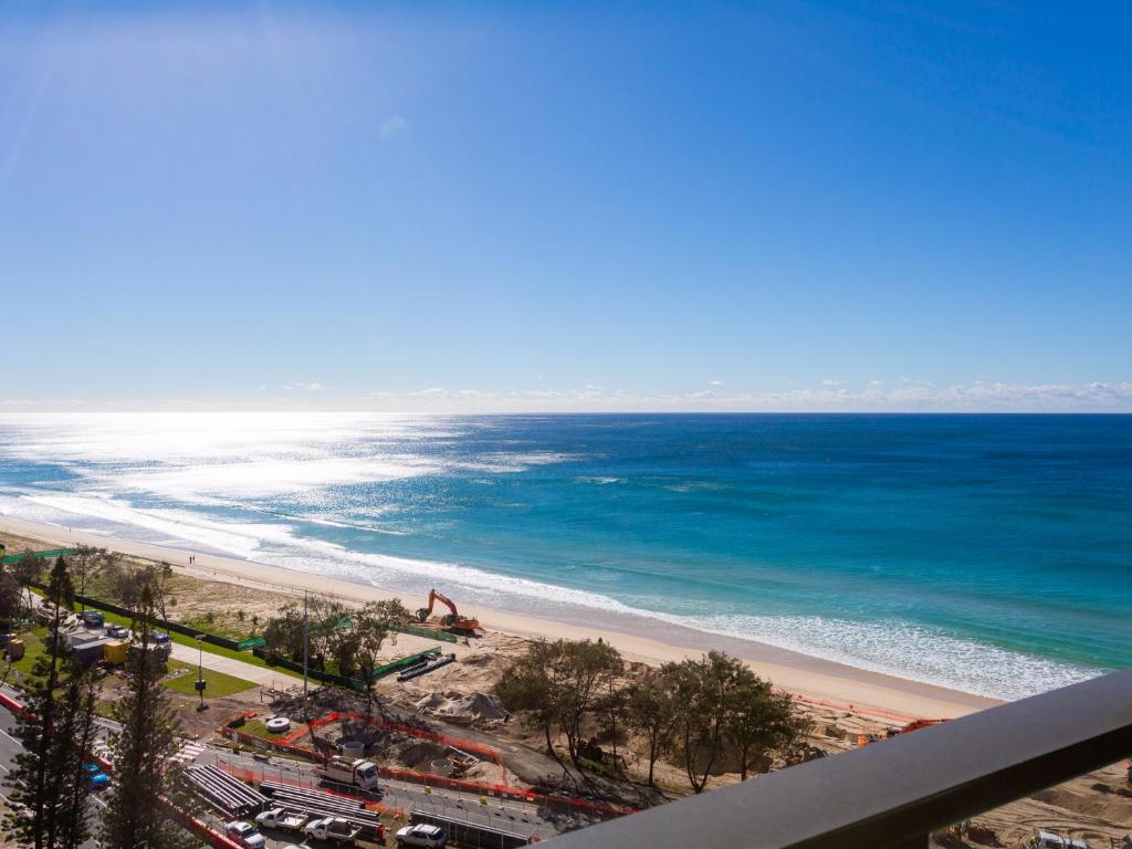 Serain Residences On Surfers - 