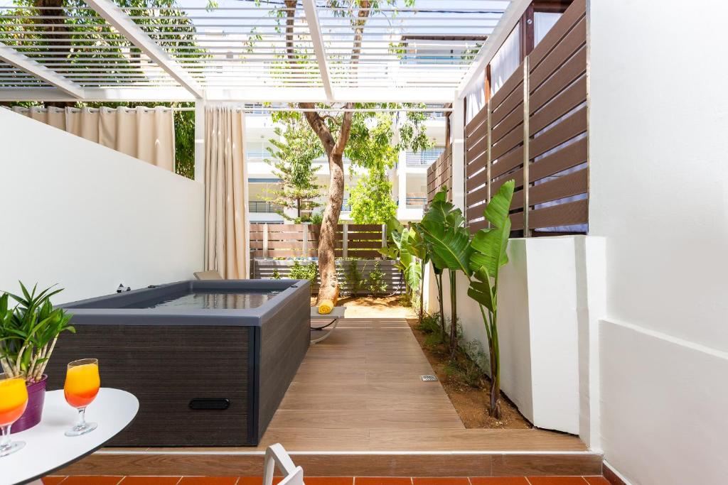 Balkón nebo terasa v ubytování Atrium Ambiance Hotel