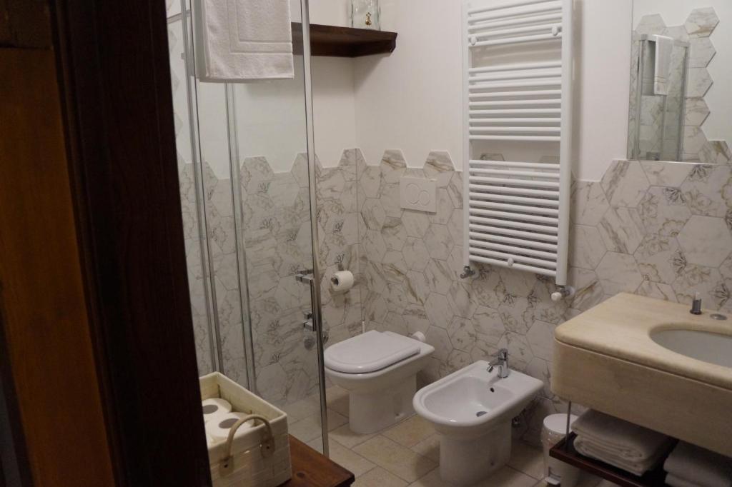 Łazienka w obiekcie LA BRIGATA APARTMENTS Suite Room
