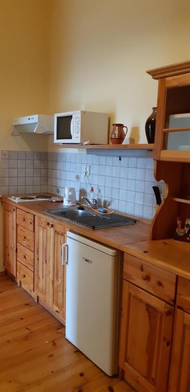 Victoria - Penzion & Restaurant - Estudio (2 Adultos)