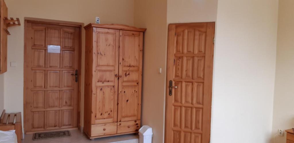 Victoria - Penzion & Restaurant - Habitación Doble Con Cama Supletoria