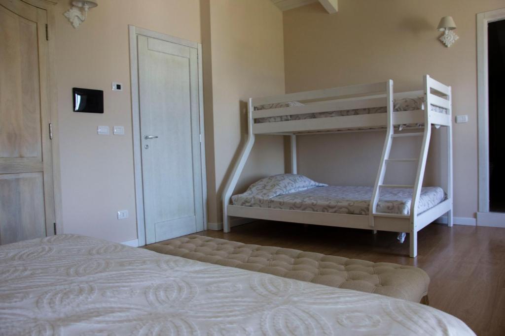casAntica agriresort -Suites & Casa sull'albero - Suite With Garden View
