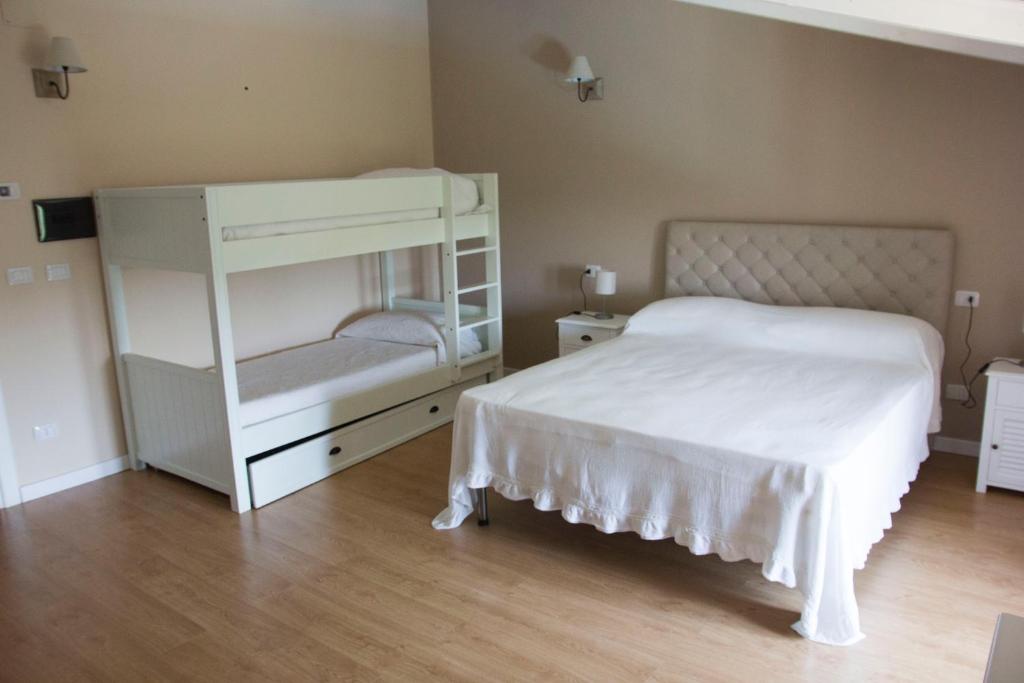 casAntica agriresort -Suites & Casa sull'albero - Double Room With Pool View