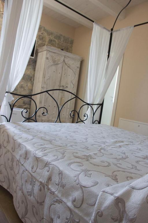 casAntica agriresort -Suites & Casa sull'albero - Double Room With Pool View