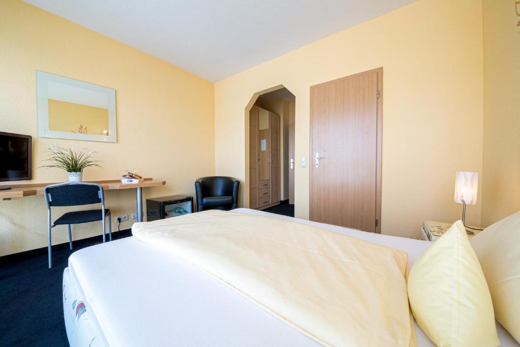 Europa Hotel Garni free parking - Superior Single Room