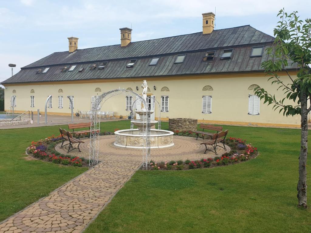 Zahrada ubytování Majerovský kaštieľ