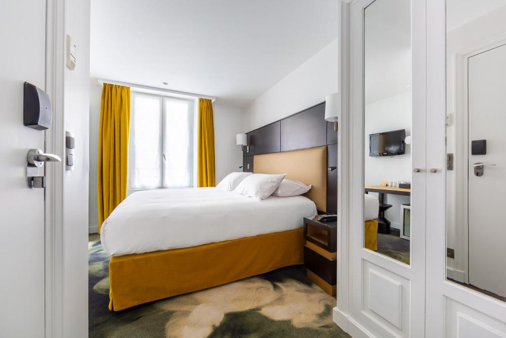 LOGIS Hôtel 15 Montparnasse - Resim 41