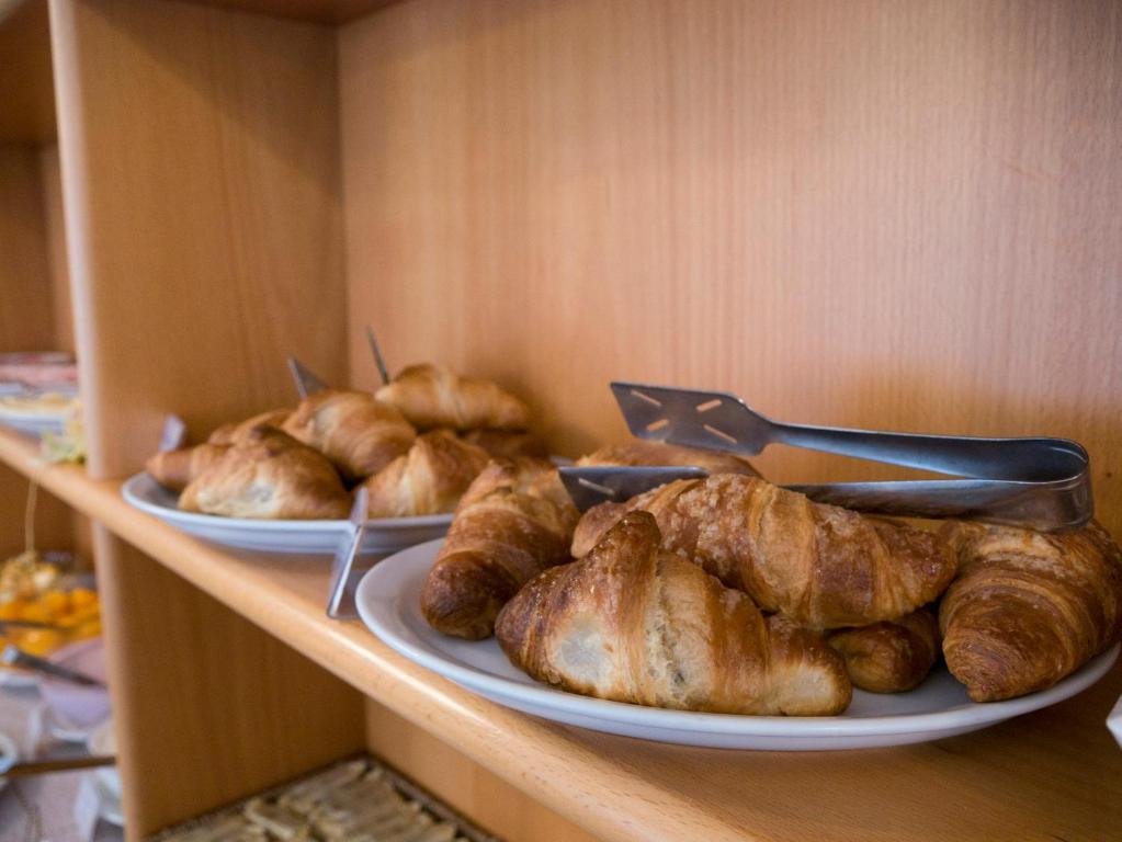 Jídlo v hotelu nebo okolí