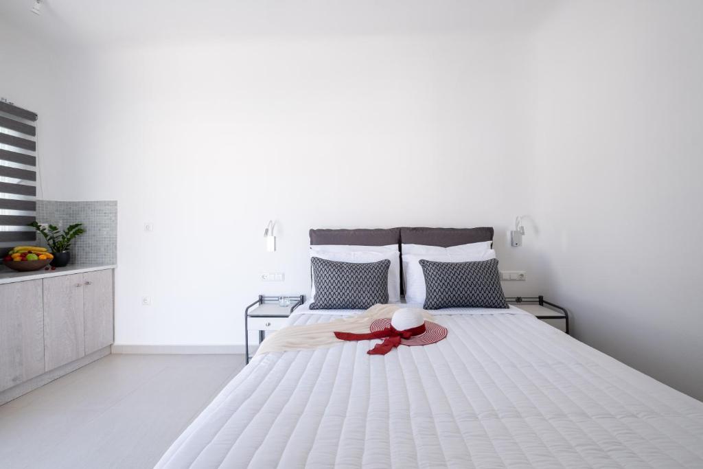 Santoterra Antigua Suites - 1