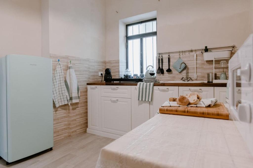 Kuchyňa alebo kuchynka v ubytovaní La Quiete del Roero - Casa Vacanze nel verde