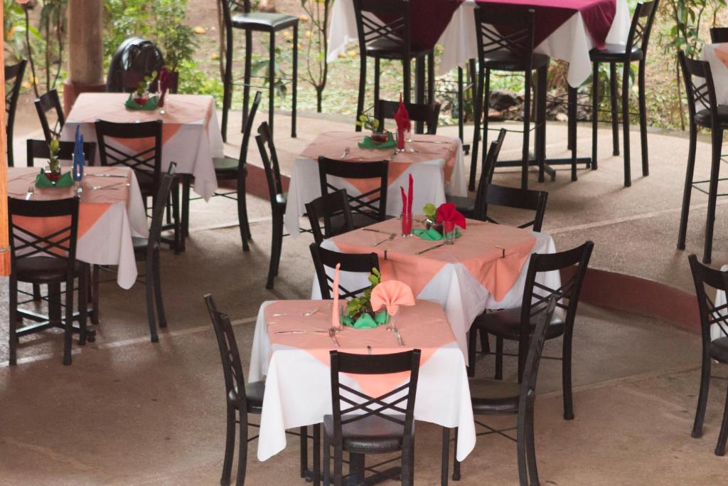 Restaurace v ubytování Hotel Nany