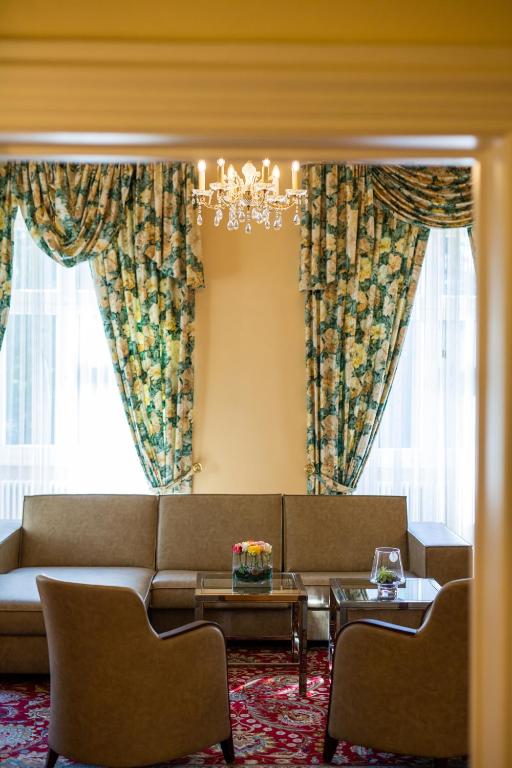 Schlosshotel Bad Neustadt - Suite