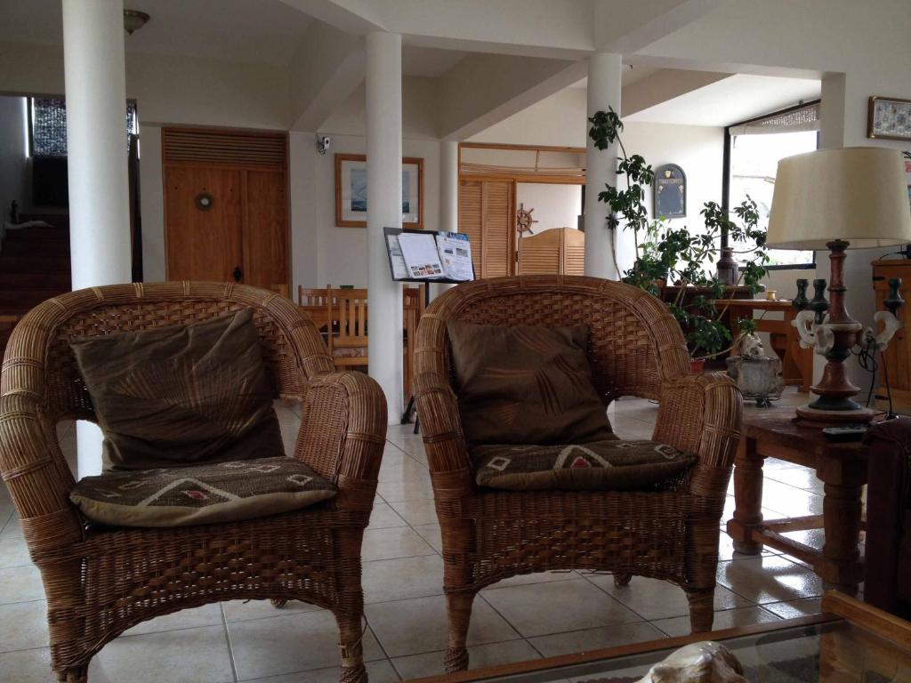 Posezení v ubytování Hotel Blanco Encalada