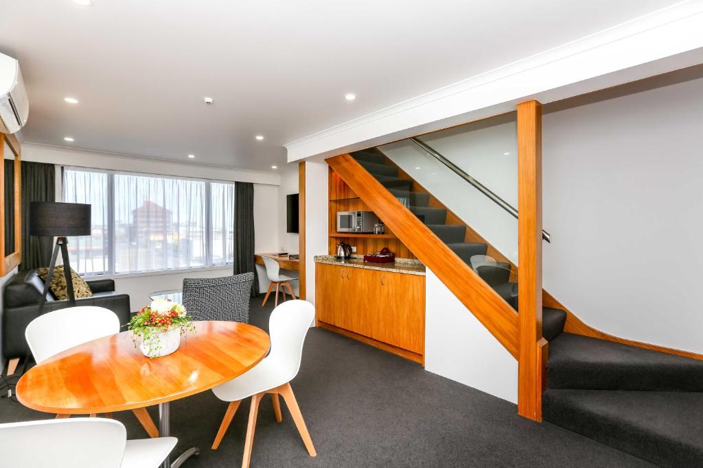 Plymouth International - Resim 15