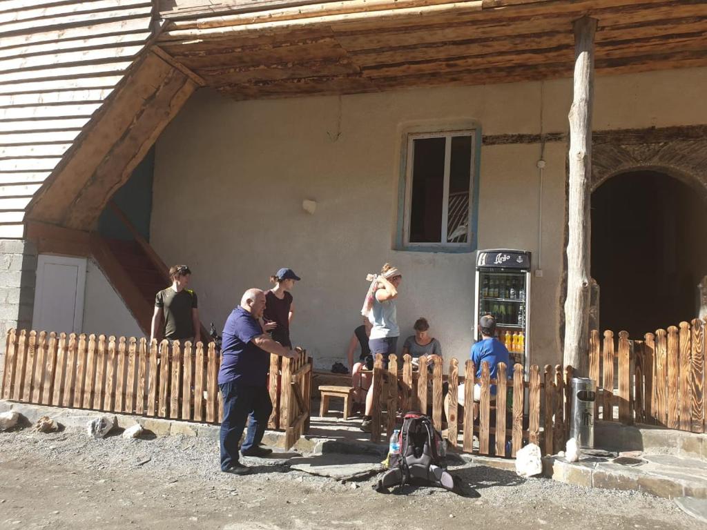 Hosté ubytování Raul Lushnu Darbaz