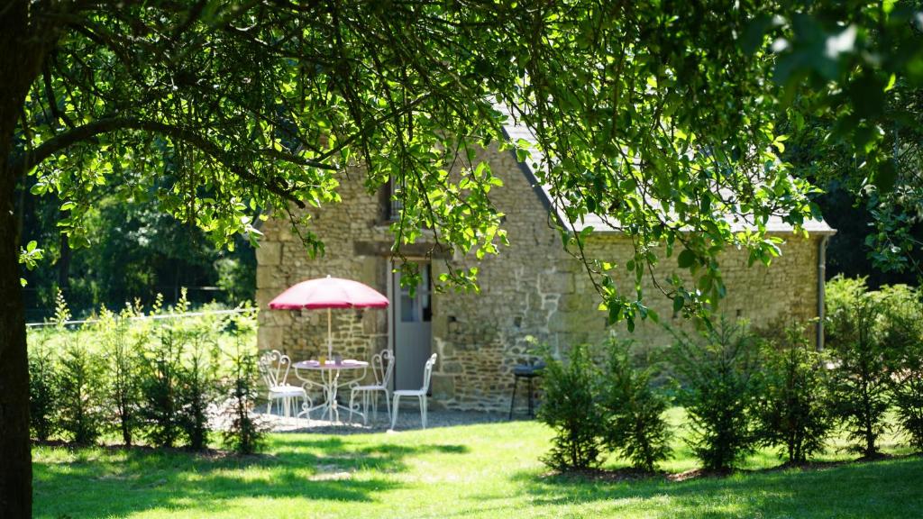 Zahrada ubytování Domaine du Manoir de Vains