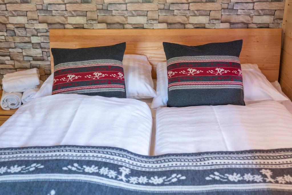 Postel nebo postele na pokoji v ubytování Camping Danica Cottage Stan