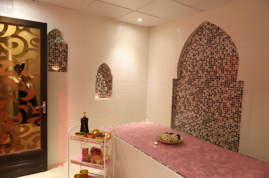 Golden Tulip Media Hotel - Resim 41