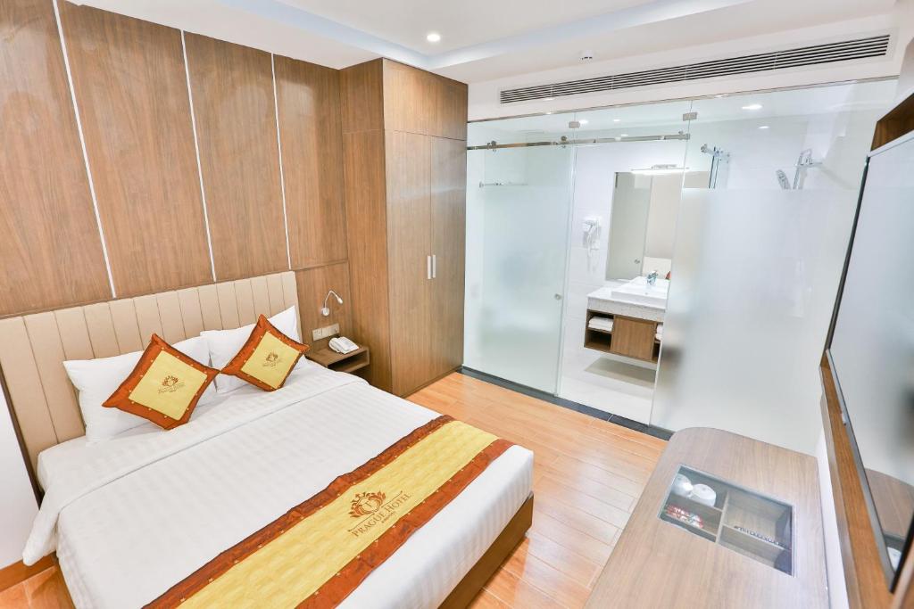 Prague Saigon Airport Hotel - Deluxe Double Room
