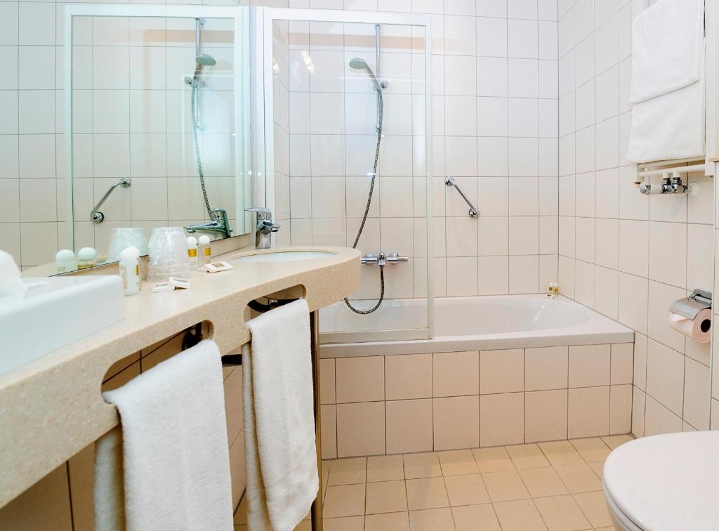 Koupelna v ubytování Boulevard Hotel Scheveningen