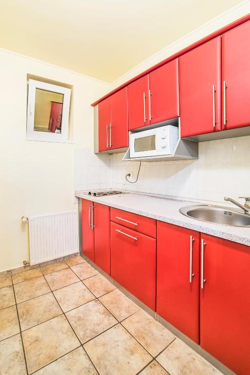Hotel Silver - Economy Twin Room Met Keuken - Bio -comfortgebouw