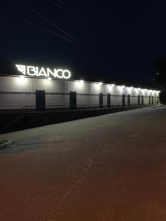 Fotografie z fotogalerie ubytování Bianco v Oděse
