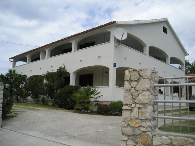 Foto dalla galleria di APARTMANI VIBOVEC Lana 305 a Lopar