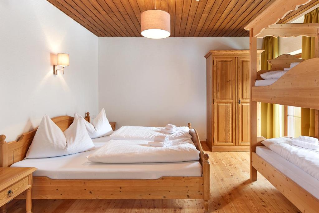 Postel nebo postele na pokoji v ubytování Gut Vögeihof