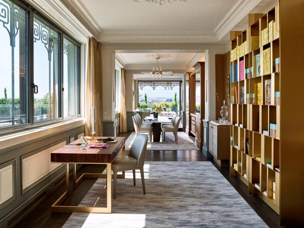 Le Meurice – Dorchester Collection - Resim 23