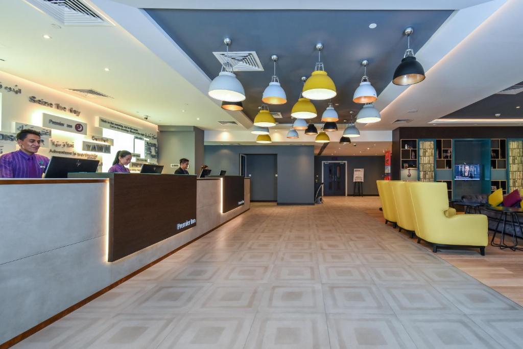 امکانات Premier Inn Dubai Investments Park - An Emirates Group Company - تصویر ۴