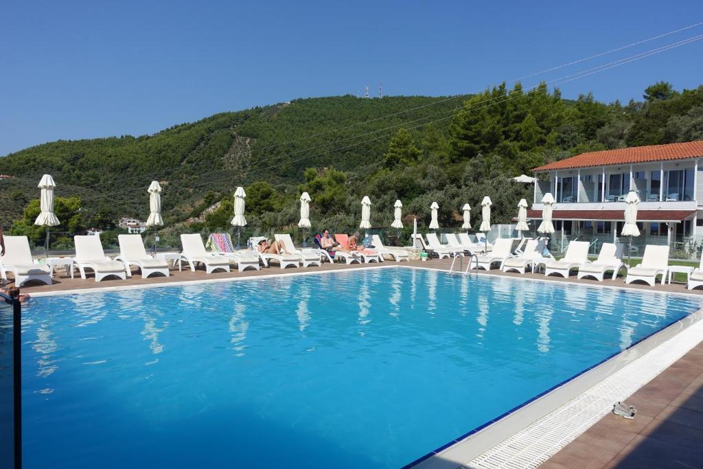 Bazén v ubytování Hotel Rene nebo v jeho okolí