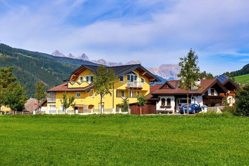 Nespecifikovaný výhled na hory nebo výhled na hory při pohledu z apartmánu