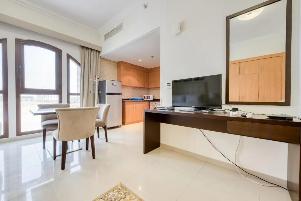 Studio Apartment in Lincoln Park A by Deluxe Holiday Homes, Alantos, United Arab Emirates