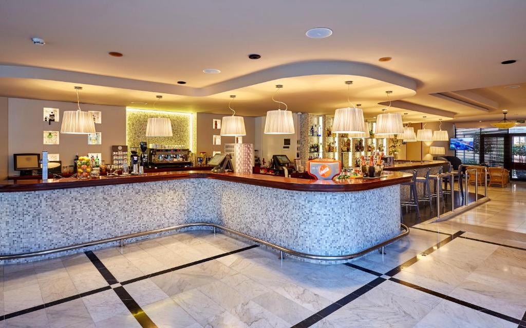 Lounge nebo bar v ubytování Hotel Anabel