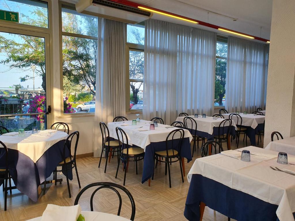 Restaurace v ubytování Hotel Bristol - Koolibry Hotels