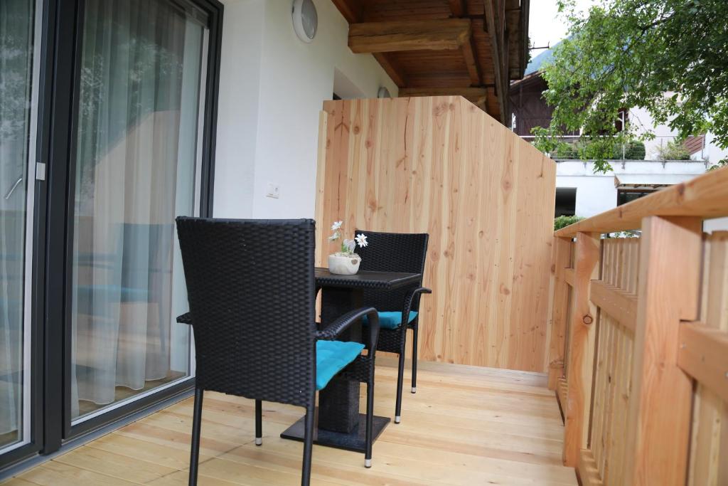 Balkón nebo terasa v ubytování Apartments Hubertus bei Meran