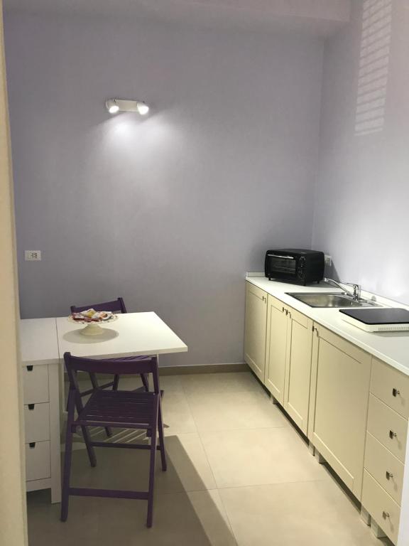 Kuchyňa alebo kuchynka v ubytovaní Luci del Salento Guest House