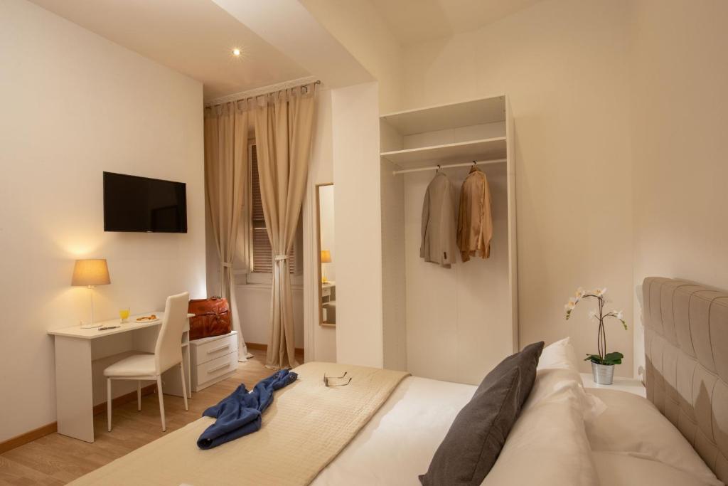 A television and/or entertainment centre at Domus Veneto Rome