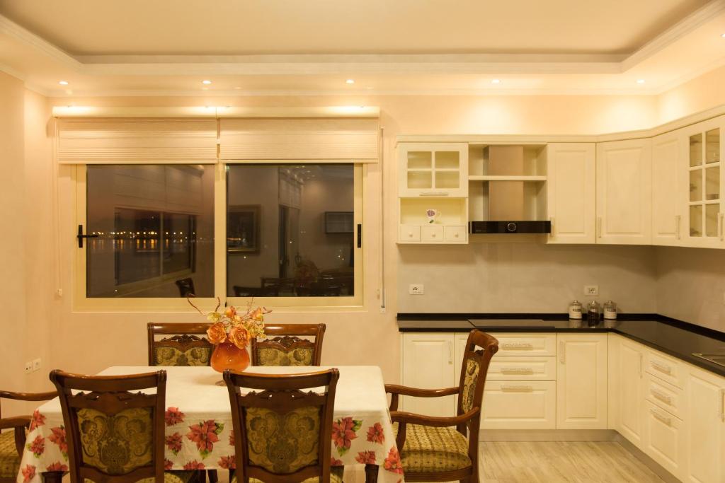 Adriatic Seaview Apartment - Imazhi 4
