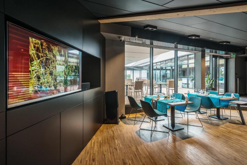 Regatta Hotel Restauracja Spa - Resim 16