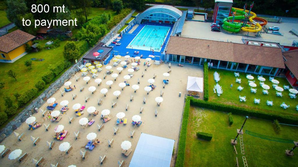 Bazén v ubytování Casa Vacanze La Nautica nebo v jeho okolí
