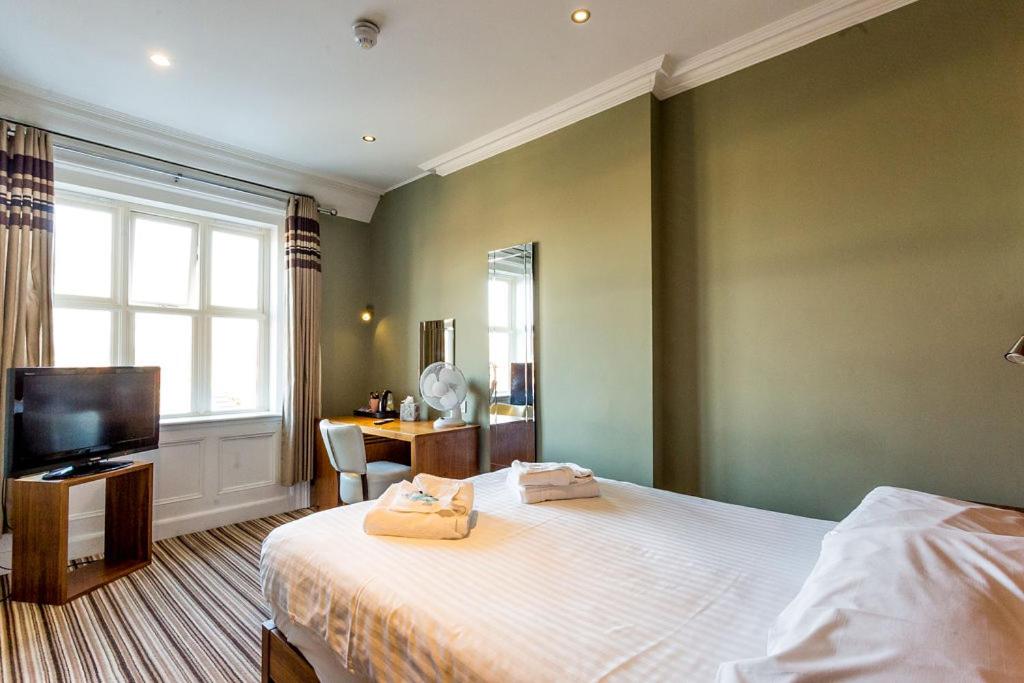 Bawn Lodge - Resim 6