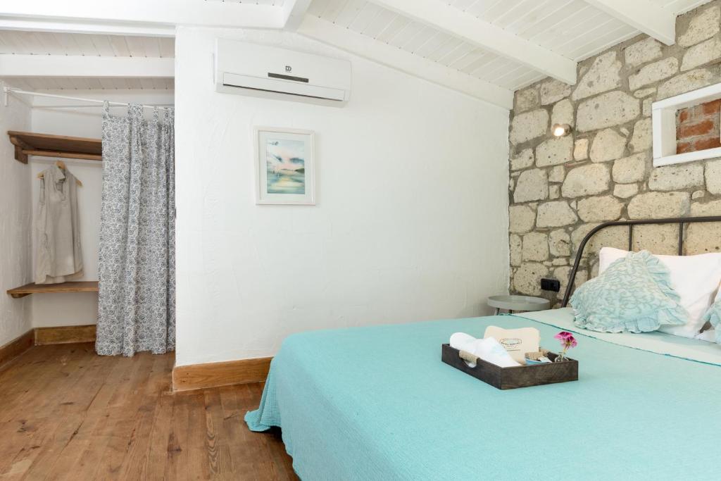 Deniz Kabugu Hotel - Tweepersoonskamer Met Patio