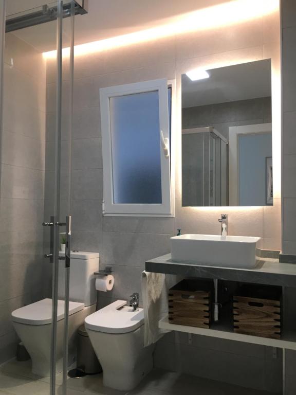 A bathroom at CARRERA HOME