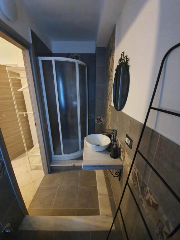 Koupelna v ubytování B&B città del carrubo